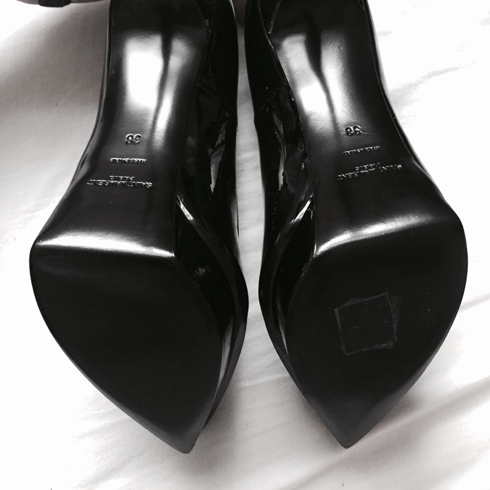 Saint Laurent Black Patent Leather Plaform Pumps - Picture 6 of 7